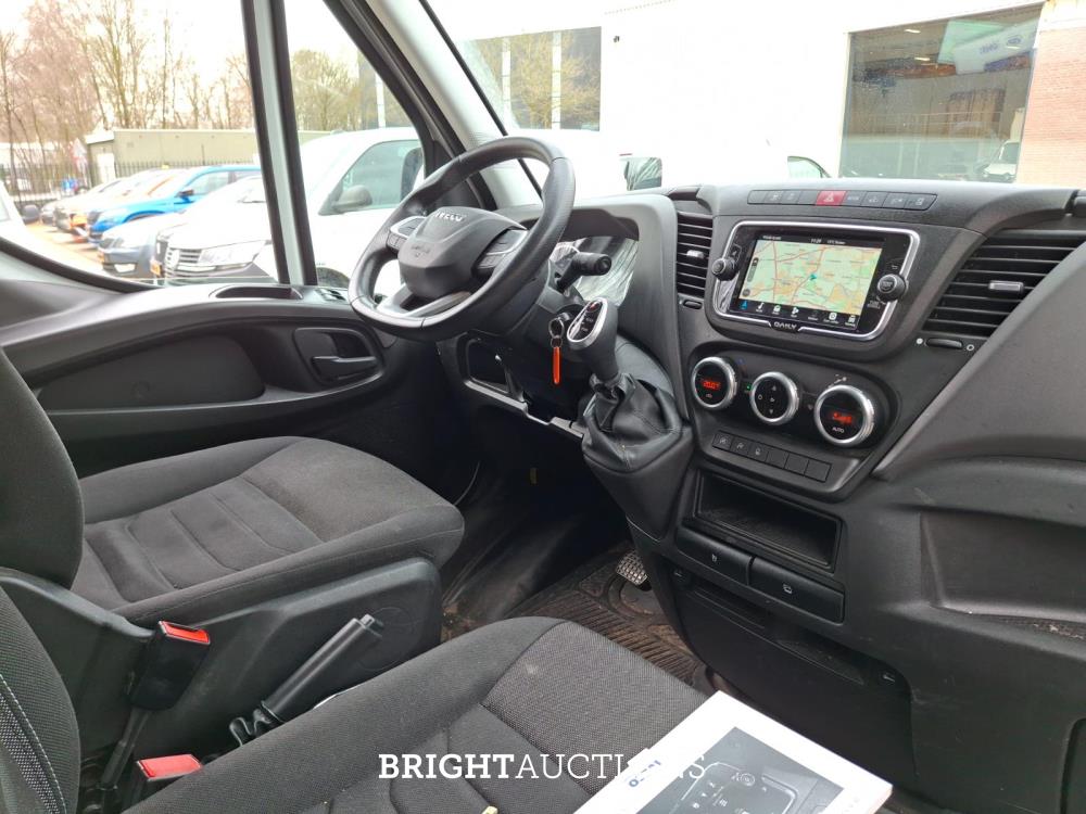 Iveco Daily 35S14V 2.3 352L H3 137 pk 2022, VNX-84-K