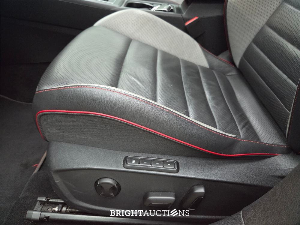 Volkswagen Golf GTI 2.0 TSI 245pk 2022, GGH-30-R
