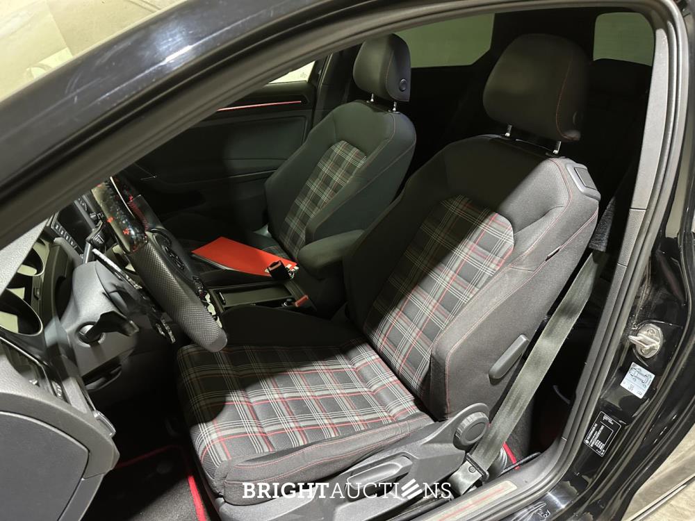 Volkswagen Golf GTI Performance (VII / MK7 / Golf 7) 396pk 2014 