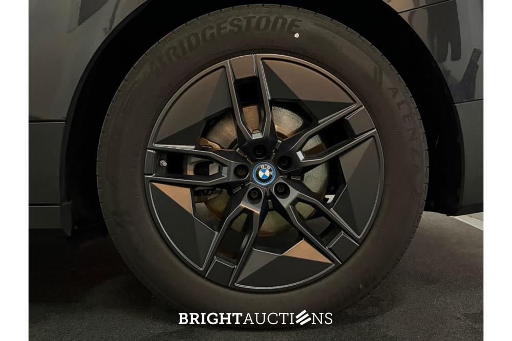 BMW iX 40 Executive xDrive 77 kWh 326pk 2024 (Origineel-NL), GBL-15-V