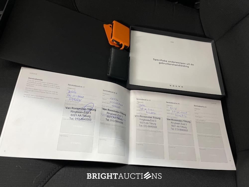 Volvo V60 B3 Momentum 2.0 163pk 2022 (Origineel-NL), N-525-SZ
