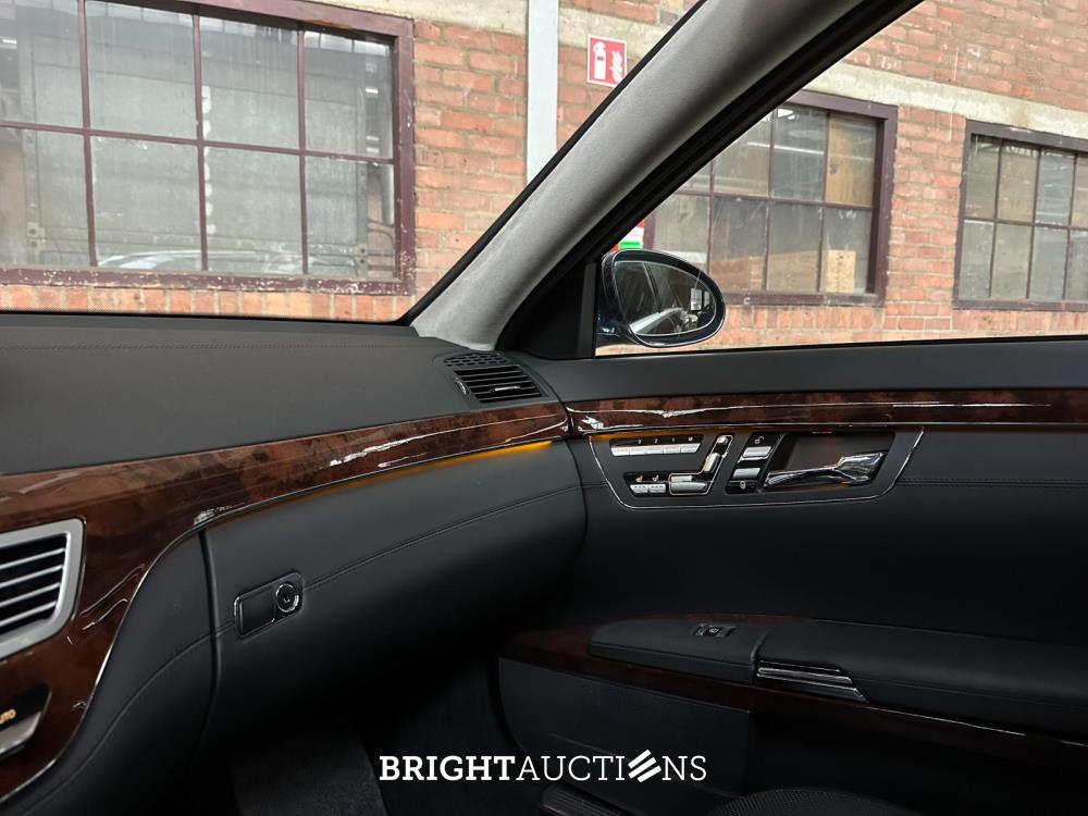 Mercedes-Benz S600 Lang 5.5 V12 517pk 2006 S-Klasse Youngtimer