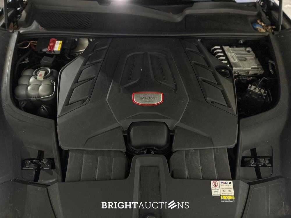 Porsche Cayenne Coupe Turbo 4.0 V8 549pk 2019, J-757-HF