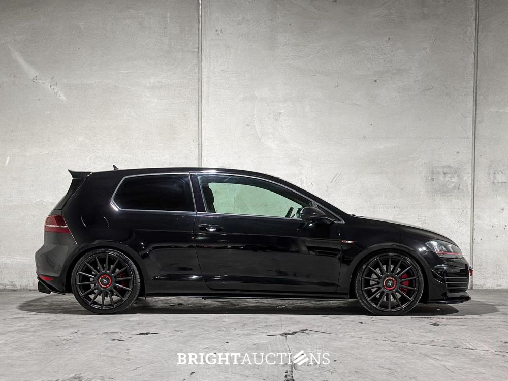 Volkswagen Golf GTI Performance (VII / MK7 / Golf 7) 396pk 2014 