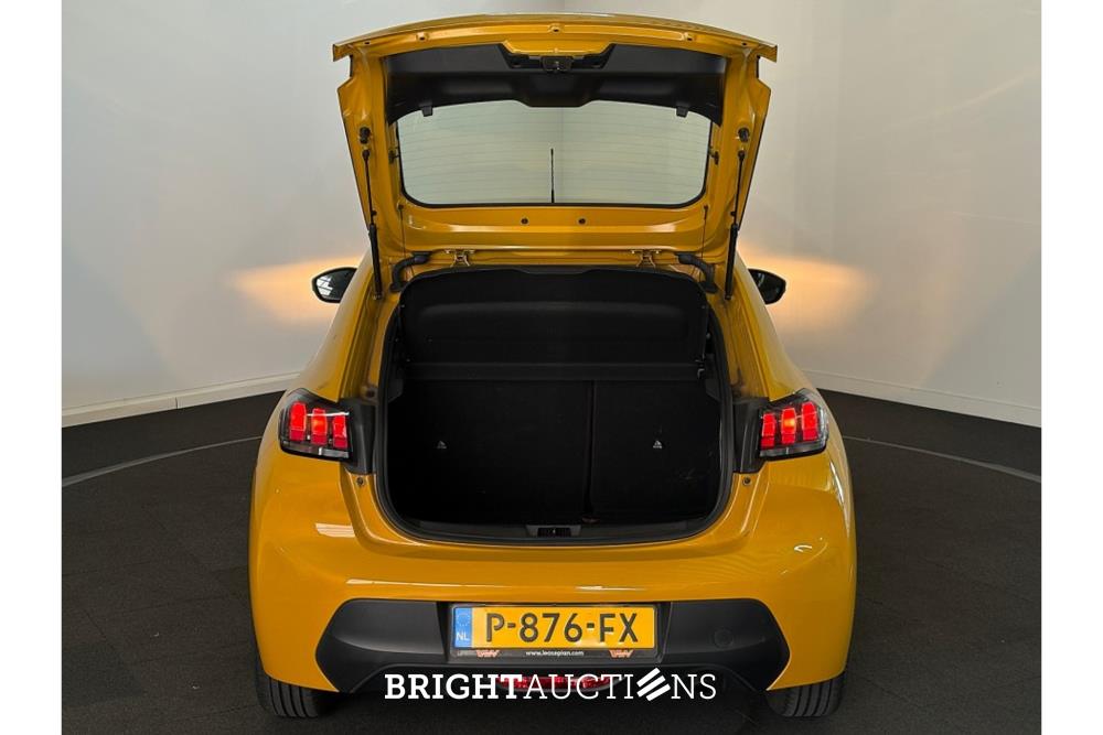 Peugeot 208 Like 1.2 PureTech 74pk 2022 (Origineel-NL), P-876-FX