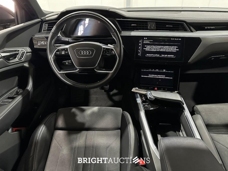 Audi Q8 e-tron 50 quattro Advanced Edition 95 kWh 340pk 2023 (Origineel-NL), T-629-HS