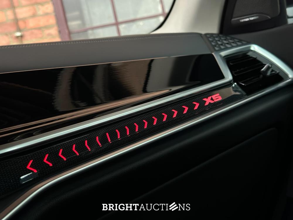 BMW X5 xDrive50e Hybrid 490PK 2023 (Fabrieksgarantie)