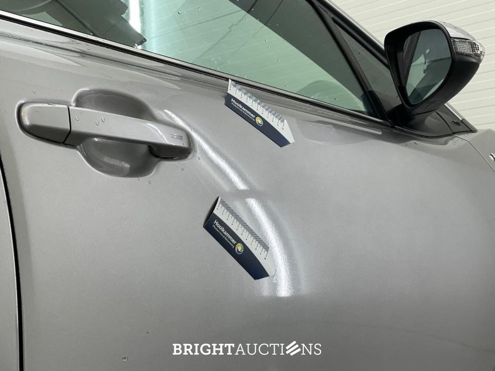 Toyota C-HR Hybrid Executive 1.8 170pk 2017, P-886-JB