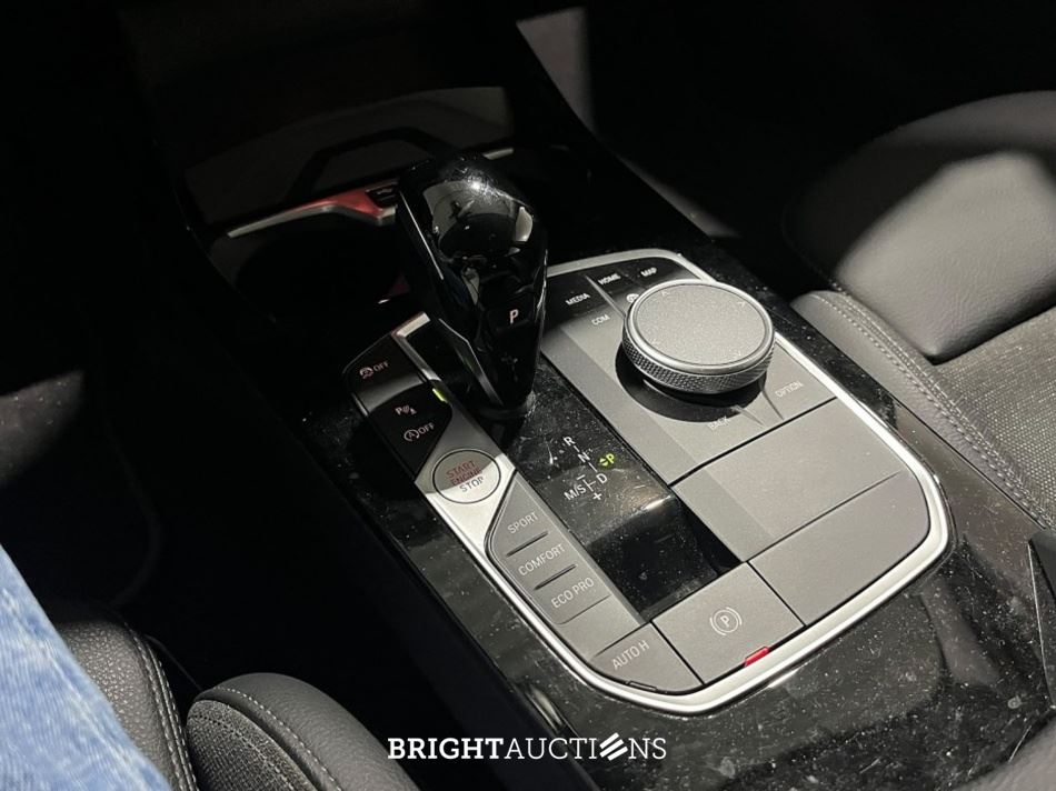 BMW 118i 1-serie 136pk 2024 (Origineel-NL) 1-Serie, GJK-72-N