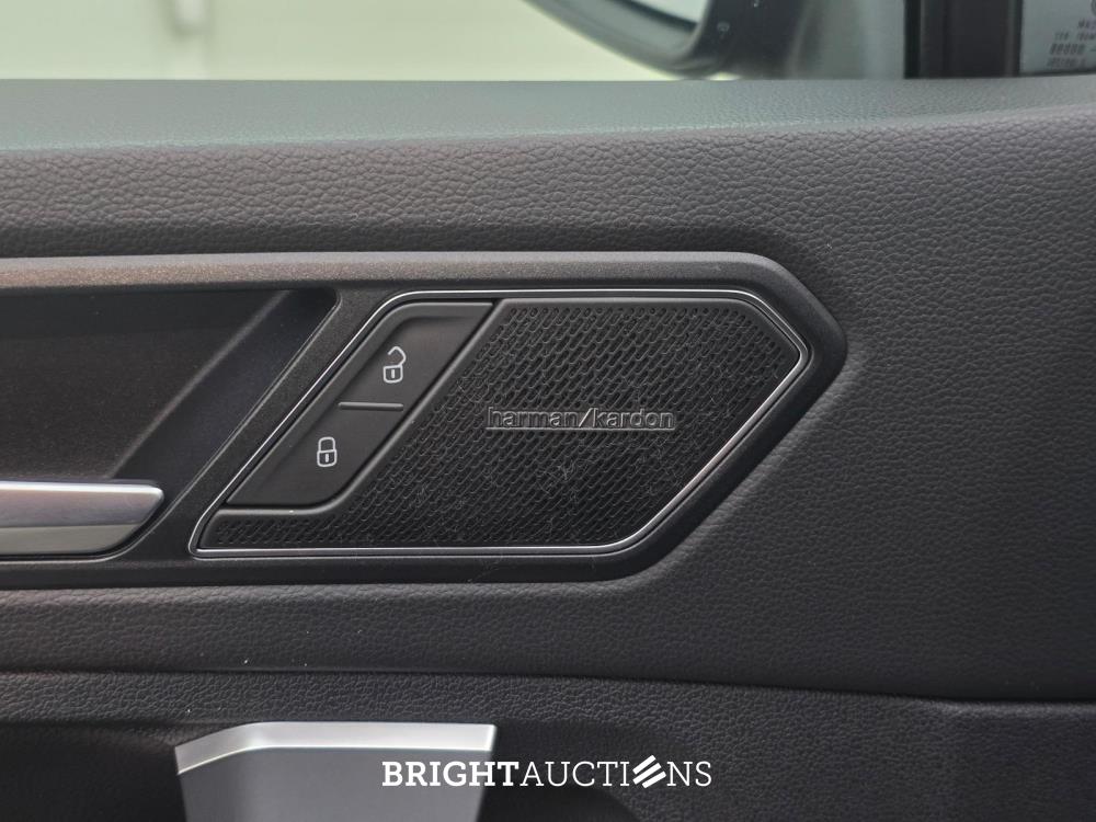 Volkswagen Tiguan R-Line Business 1.5 TSI 150pk 2022 (Origineel-NL), P-973-DF