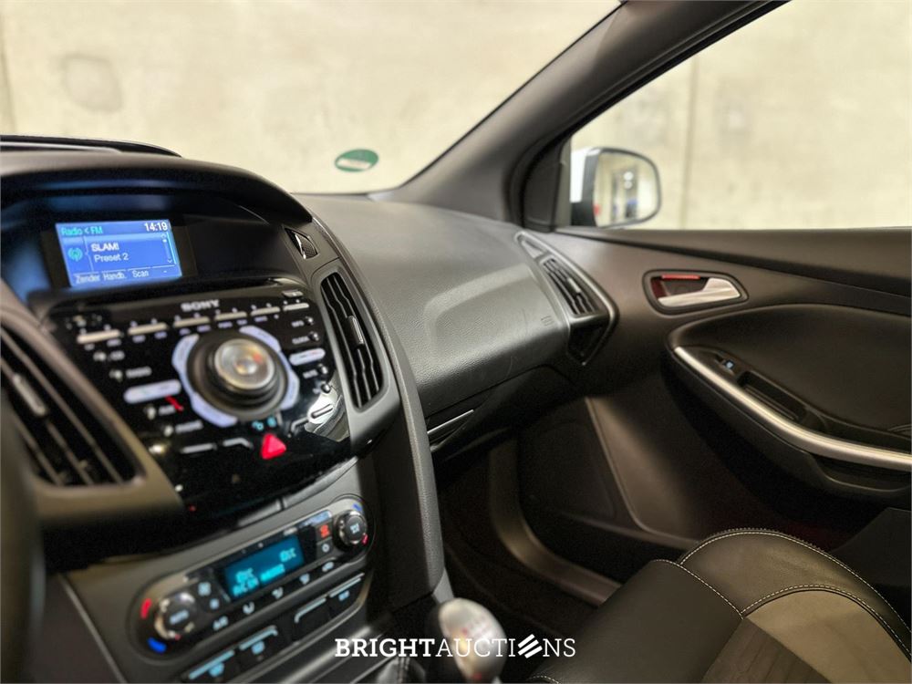 Ford Focus 2.0 EcoBoost ST-2 250pk 2013, G-282-BN