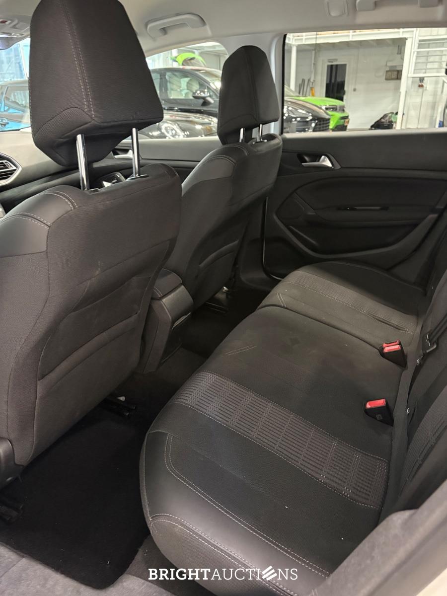 Peugeot 308 SW Allure 1.2 PureTech 131pk 2021, P-660-KD