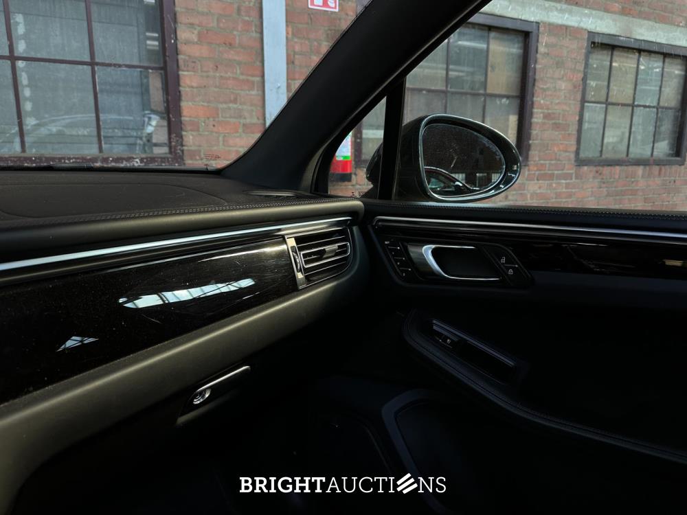 Porsche Macan S 3.0 V6 354pk 2019 Sport-Chrono, R-426-XL