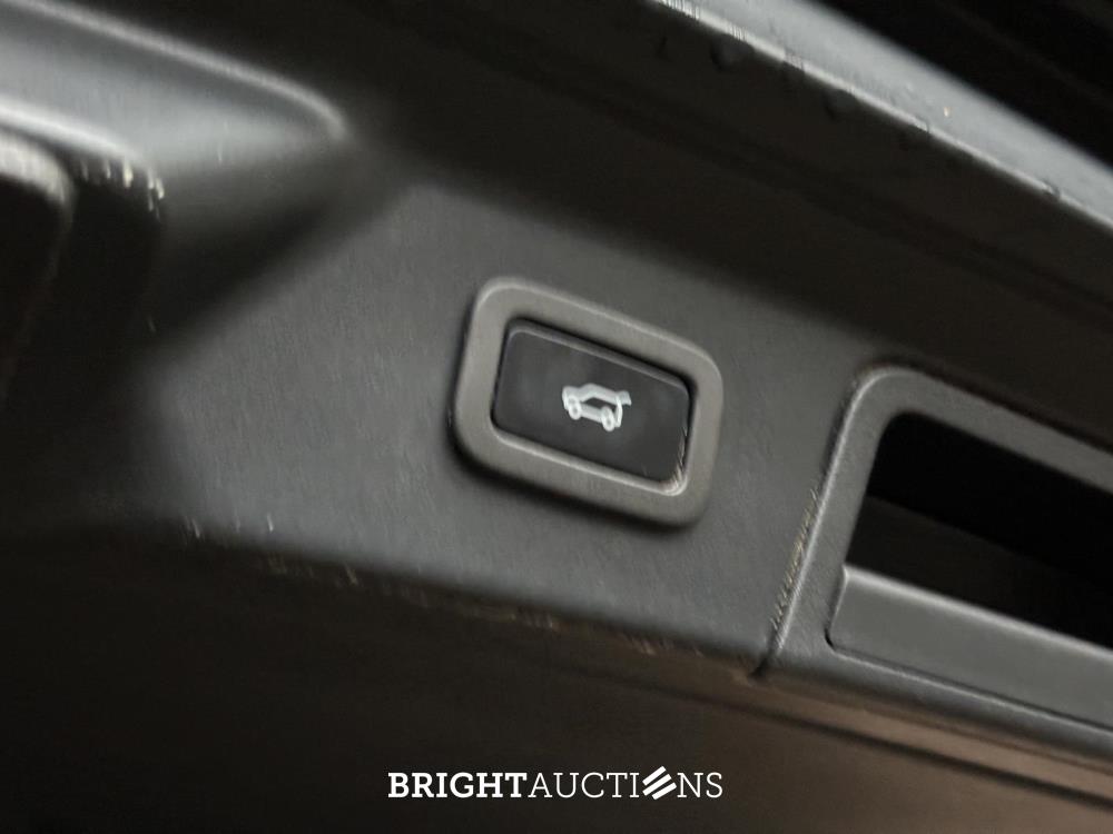 Land Rover Range Rover Velar 2.0 P400e R-Dynamic HSE 300pk 2021 (Origineel-NL), L-870-KS