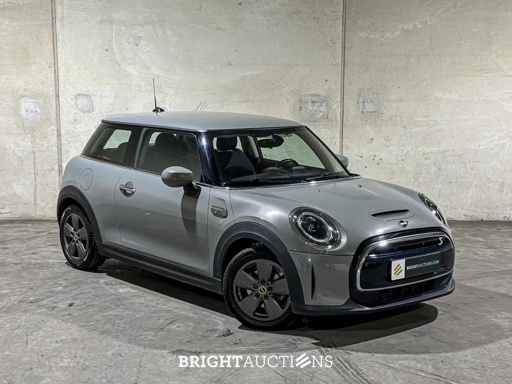 MINI Cooper Electric Essential 33 kWh 184pk 2021 F56 (Origineel-NL), L-232-DH