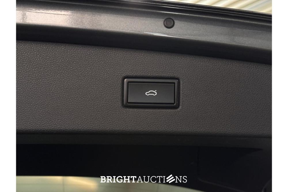 Volkswagen Tiguan ACT Highline Business R 1.5 TSI 150pk 2020 (Origineel-NL), H-070-NT