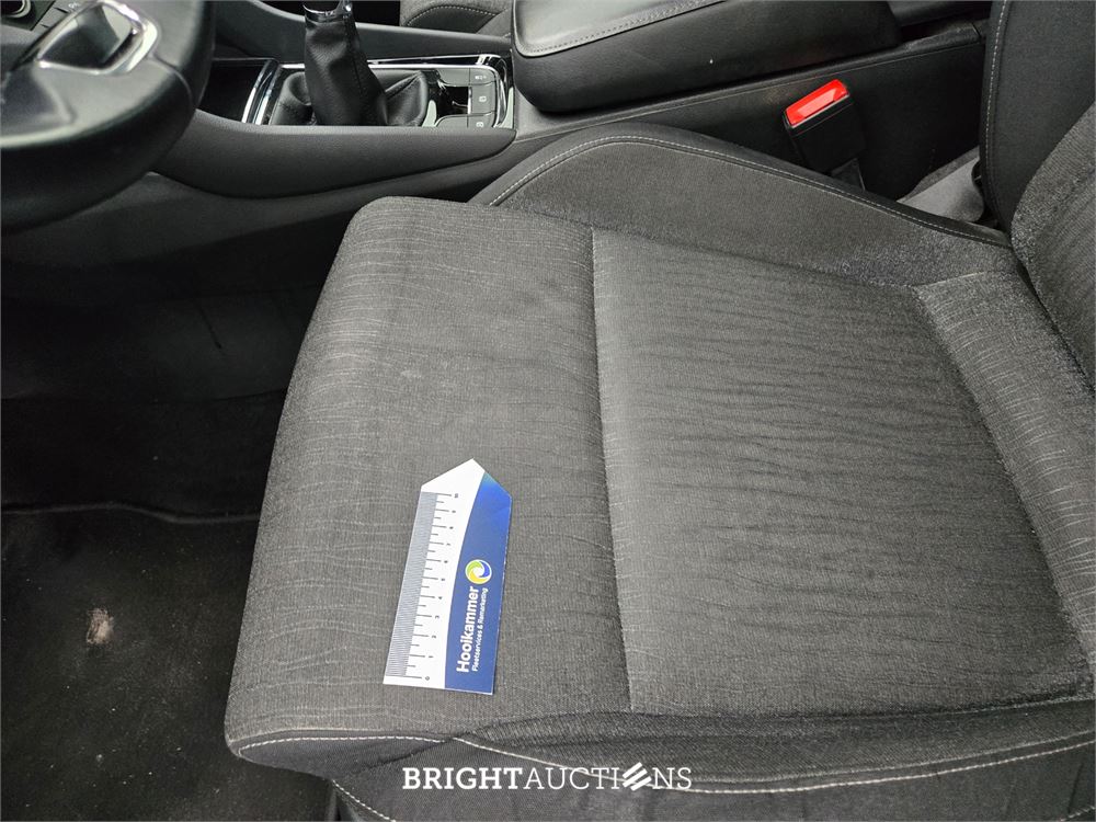 Škoda Karoq Business Edition Plus 1.0 TSI 110pk 2022 (Origineel-NL), N-869-PD