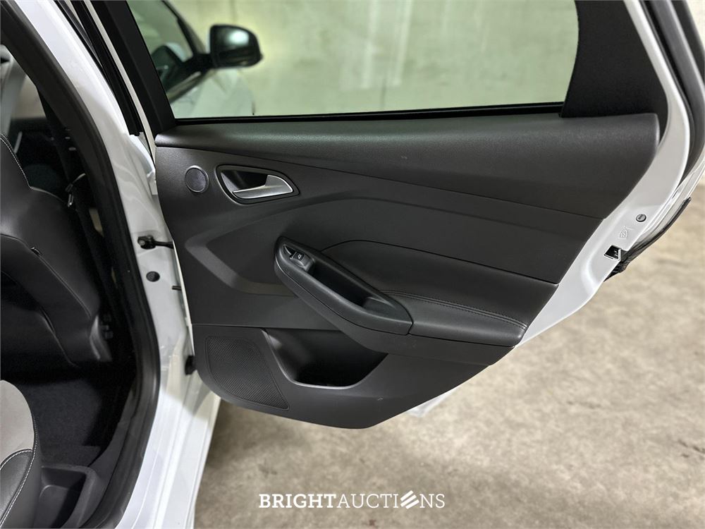 Ford Focus 2.0 EcoBoost ST-2 250pk 2013, G-282-BN