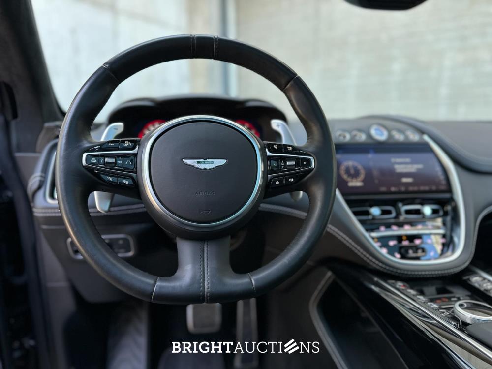 Aston Martin DBX 4.0 V8 1913 551pk 2020 (1 OF 500), HNT-92-V
