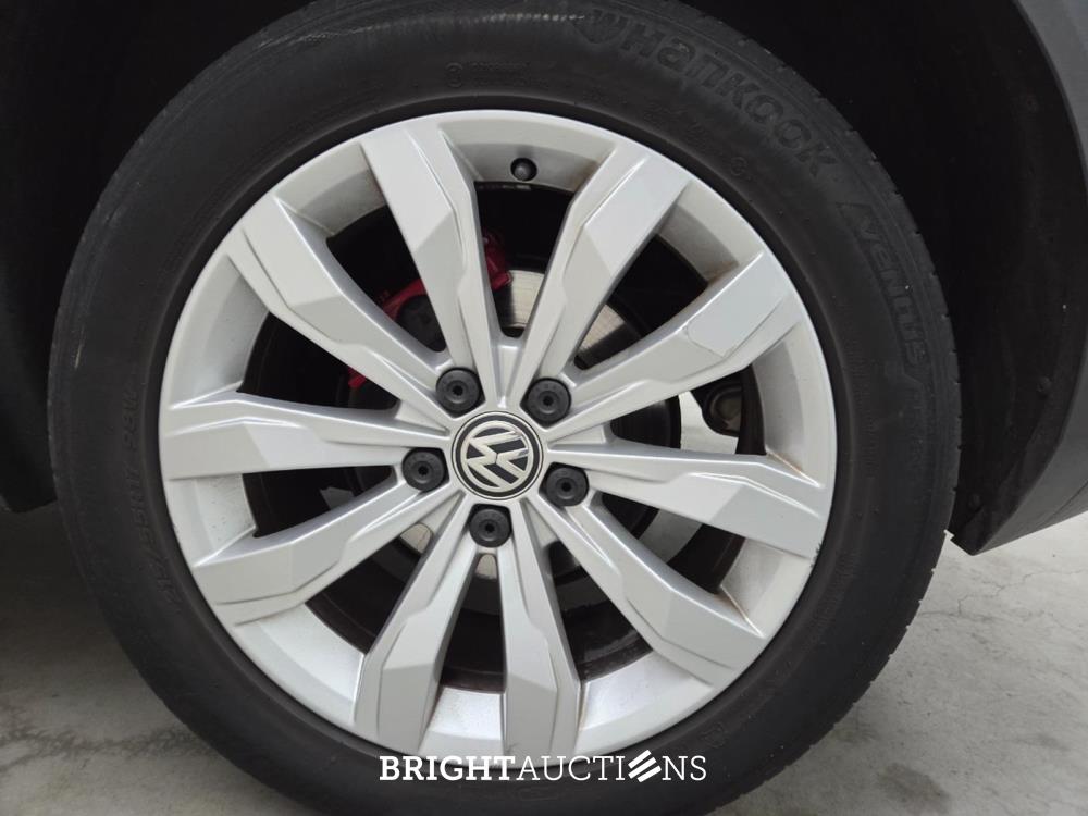 Volkswagen T-Roc Sport 1.5 TSI 150pk 2019, T-667-TX