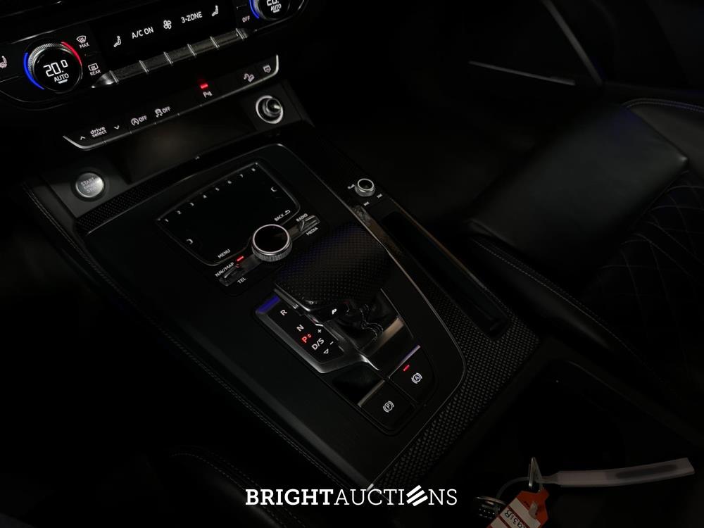 Audi Q5 2.0 TFSI Quattro Sport S Line Black Edition 252pk 2018 (Origineel-NL + 1e Eigenaar), TT-931-B