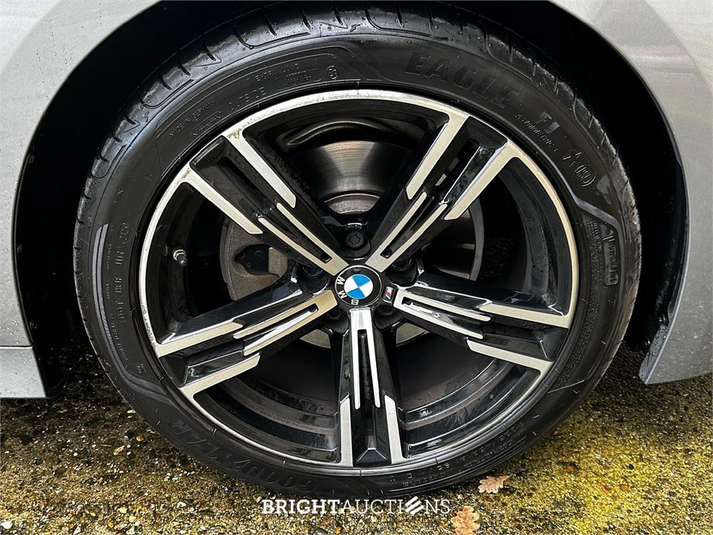 BMW 320d Touring M Soprt 190pk 2023 3-serie (Origineel-NL + 1e eigenaar), T-274-GG