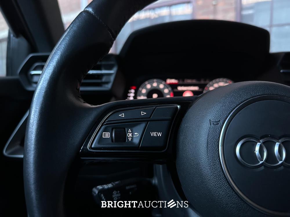 Audi A3 Sportback 35 TFSI Business edition 150pk 2020 (Origineel-NL+1e eignaar), J-594-JG