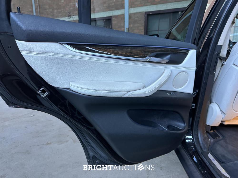 BMW X5 xDrive40e iPerformance High Executive 313pk 2015 F15 (Origineel-NL) Plug-In Hybrid, HR-433-V