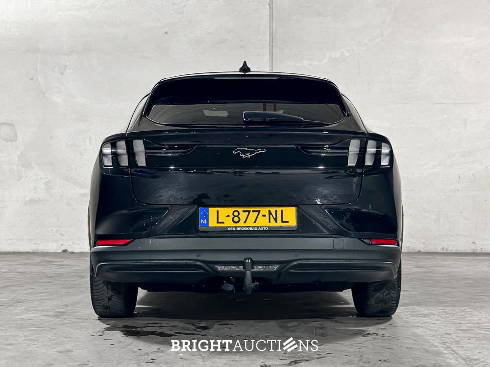 Ford Mustang Mach-E RWD 75 kWh 258pk 2021 (Origineel-NL + 1e eigenaar), L-877-NL