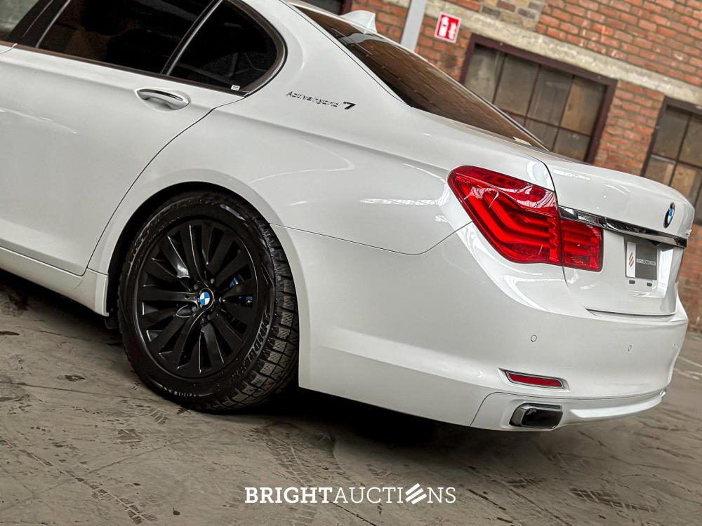BMW ActiveHybrid7 F04 4.4 V8 465pk 2011 F04 Youngtimer