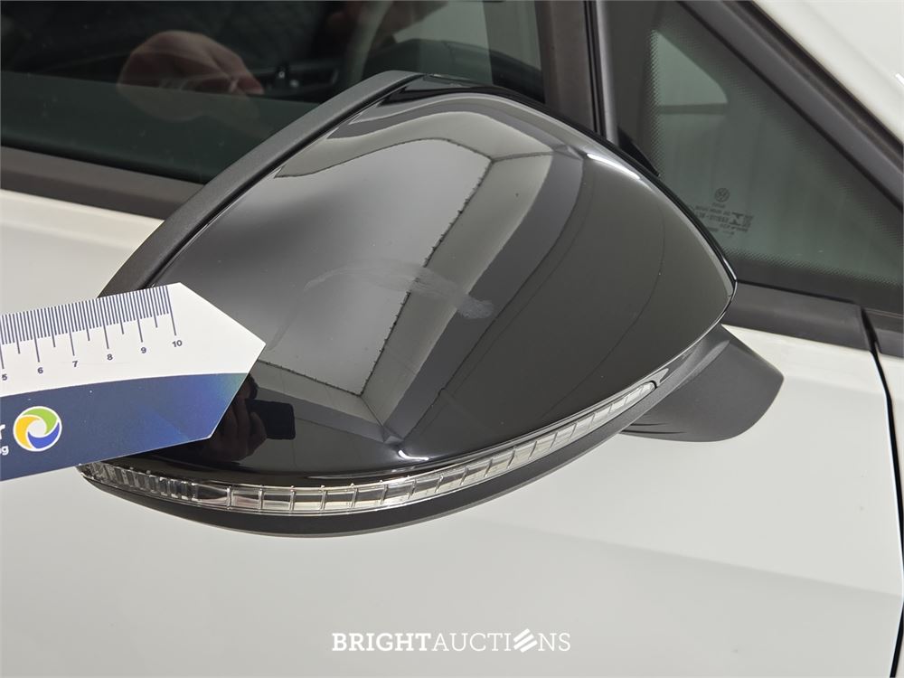 Volkswagen Golf eTSI R-Line Business 1.5 150pk 2021, L-166-LH