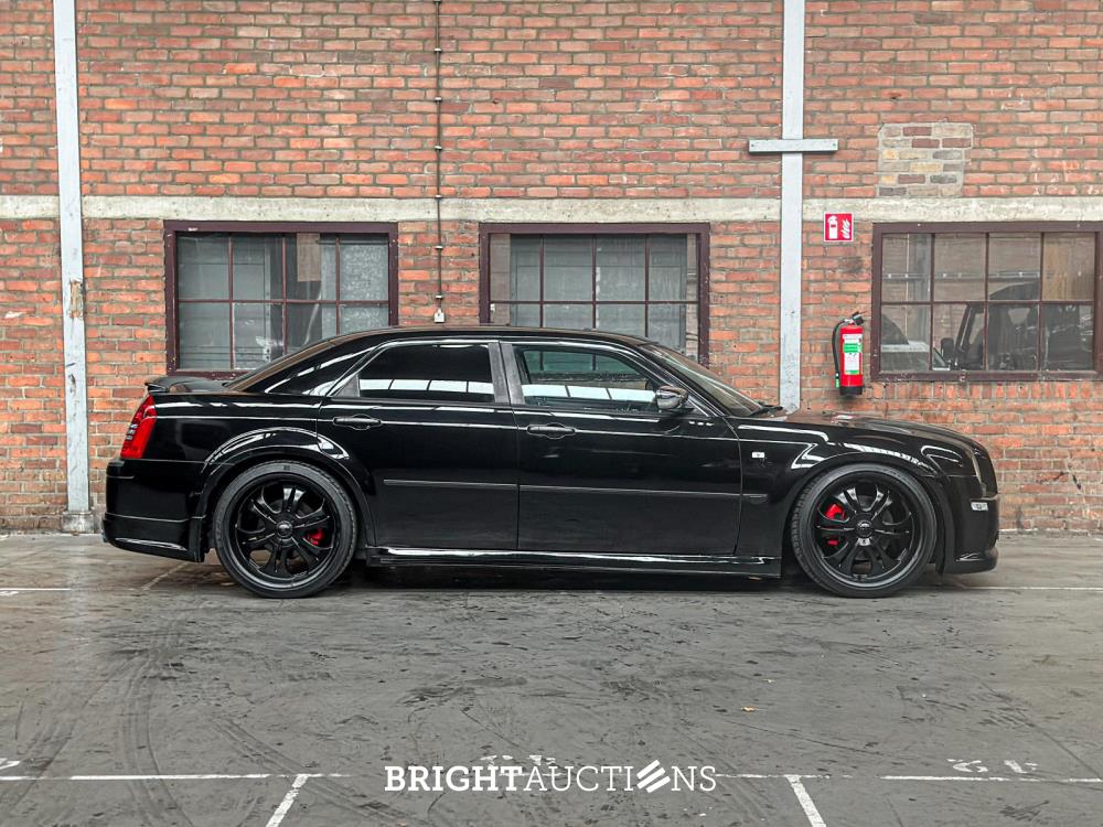 Chrysler 300C HEMI 5.7 V8 340PK 2005 