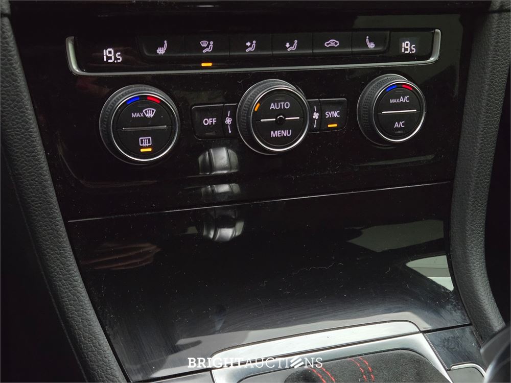 Volkswagen Golf GTI TCR 2.0 TSI 290pk 2019, K-637-NK