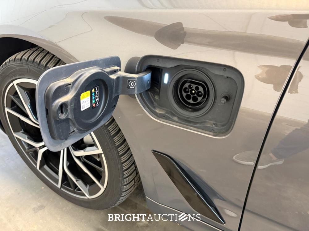 BMW 530e Business Edition Plus 292pk 2022 (Origineel-NL) 5-Serie, P-196-KV