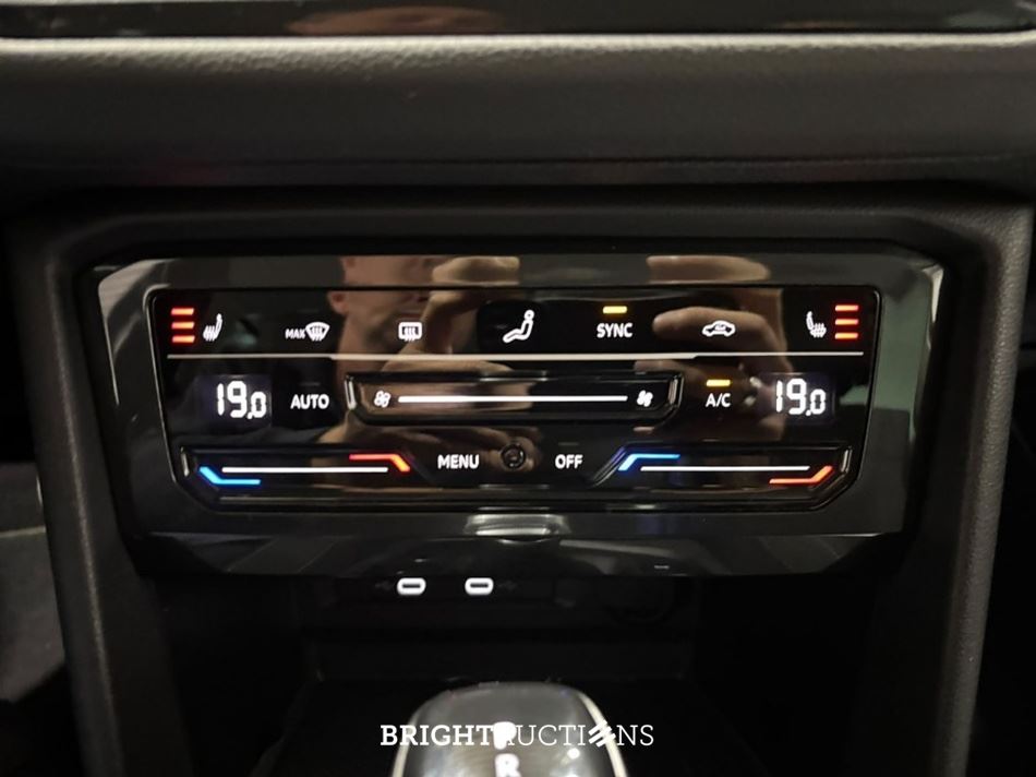Volkswagen Tiguan Life Business 1.5 TSI 150pk 2021 (Origineel-NL), N-209-BL