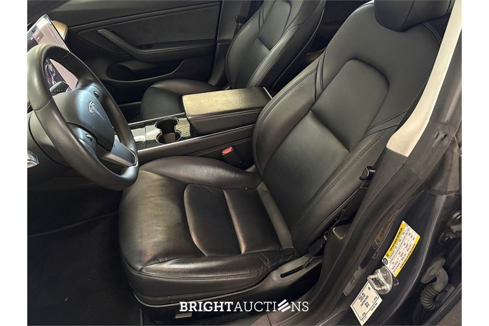 Tesla Model 3 Long Range AWD 75 kWh 2020 (Origineel-NL), J-946-HN