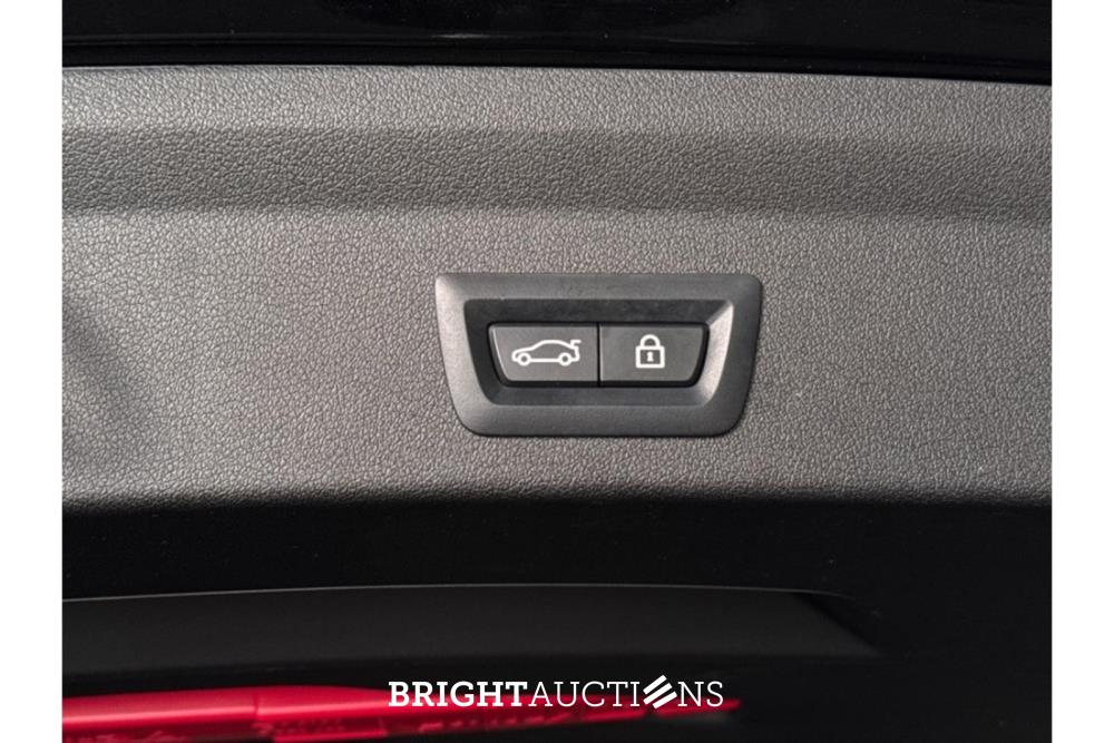 BMW M135 i Business Edition xDrive 306pk 2021 (Origineel-NL) 1-Serie, N-977-HZ