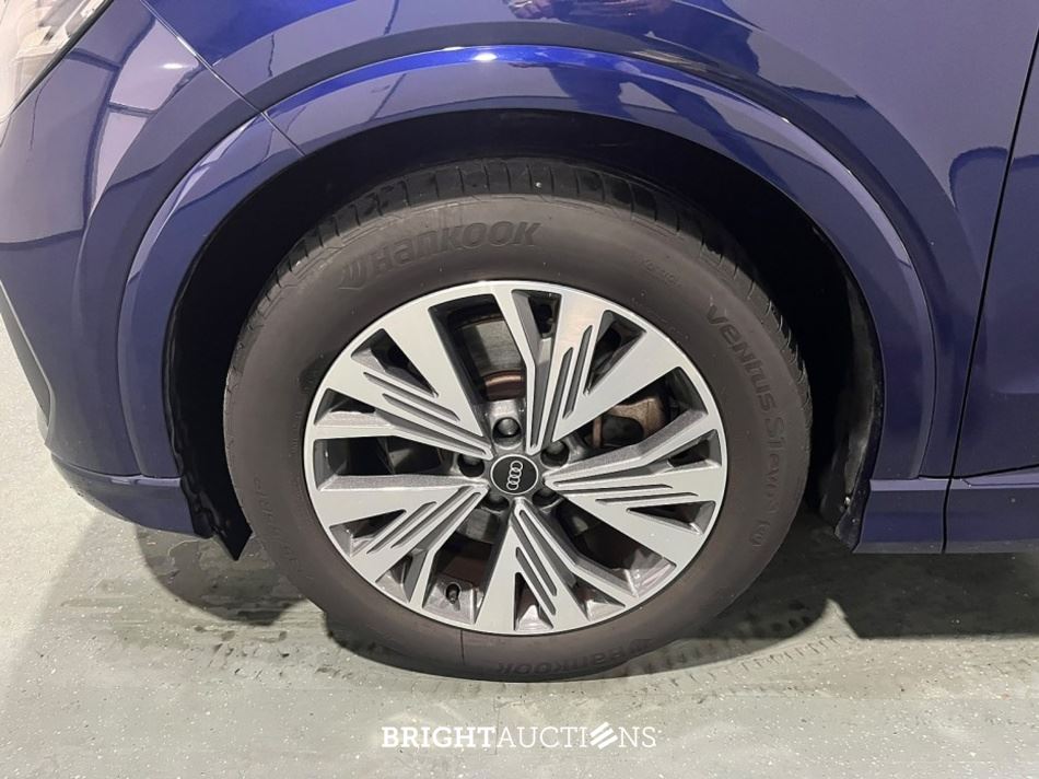 Audi Q4 e-tron 40 Launch edition Advanced Plus 77 kWh 204pk 2021 (Origineel-NL), N-884-PK