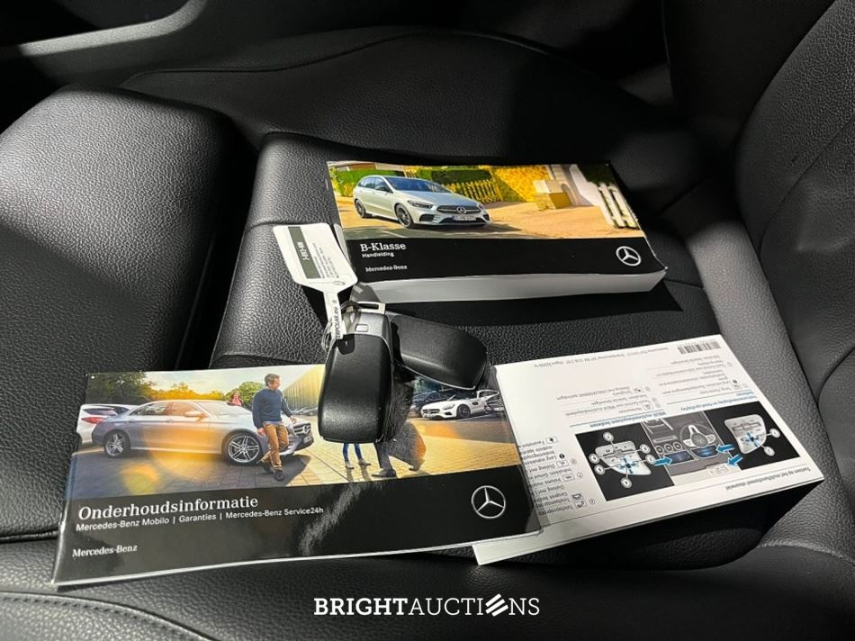 Mercedes-Benz B200 Business Solution Luxury 163pk 2020 (Origineel-NL) B-klasse, J-893-NN