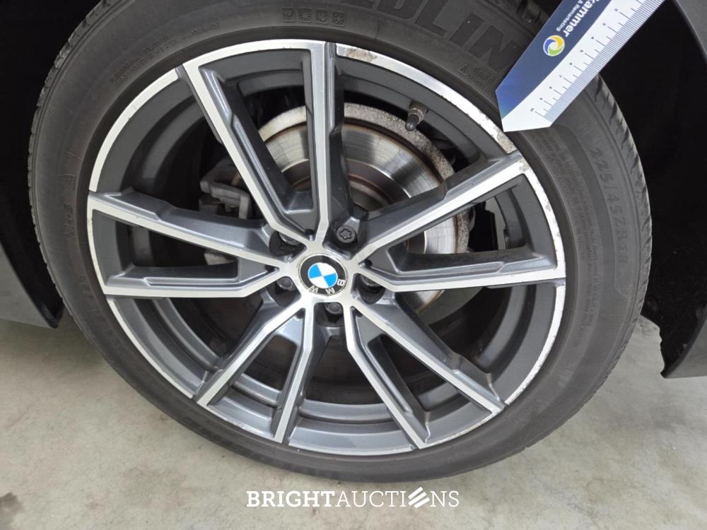 BMW 3-serie Executive Edition 184pk 2019 (Origineel-NL), ZL-125-N