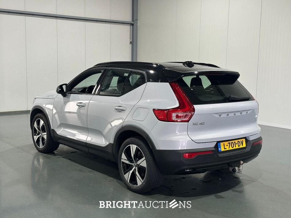 Volvo XC40 Recharge P8 R-Design Warmtepomp AWD 408pk 2021 (Origineel-NL), L-701-DV