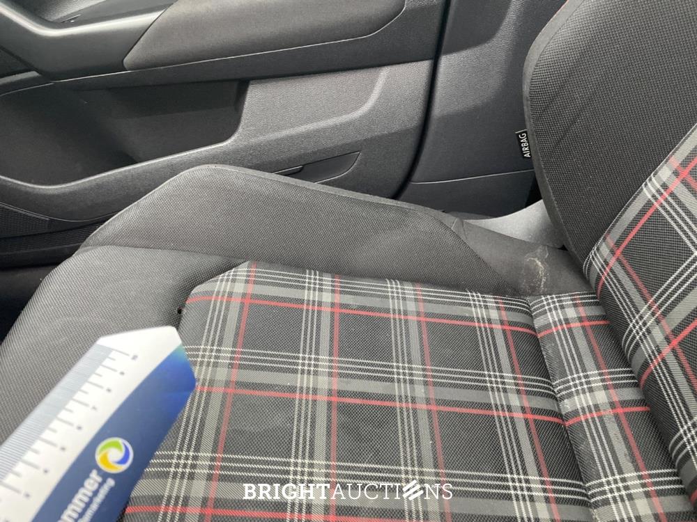 Volkswagen Polo GTI 2.0 TSI 200pk 2018, P-741-LJ