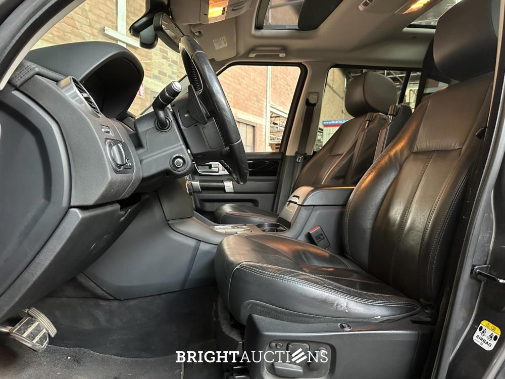 Land Rover Discovery 4 3.0 SDV6 SE HSE 256pk 2015, VNJ-87-T