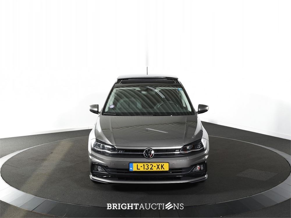 Volkswagen Polo Highline R Panodak 1.0 TSI 95pk 2021 (Origineel-NL), L-132-XK