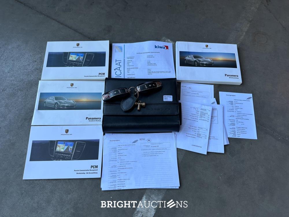 Porsche Panamera Turbo 4.8 V8 500pk 2009 Sport-Chrono, N-110-LT