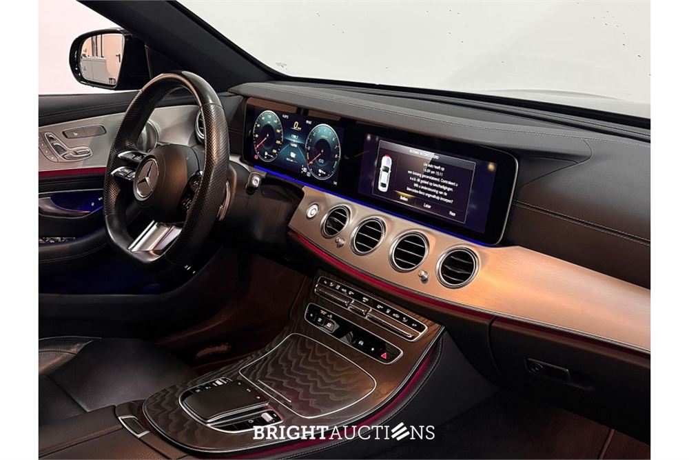Mercedes-Benz e 300 e E-Klass AMG Line 333pk 2023 (Origineel-NL) E-klasse, R-732-XG