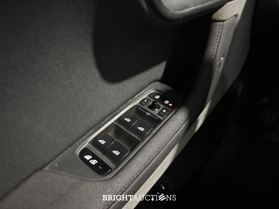Polestar 2 Long Range Dual Motor Launch Edition 78 kWh 408pk 2020 (Origineel-NL), J-979-SK