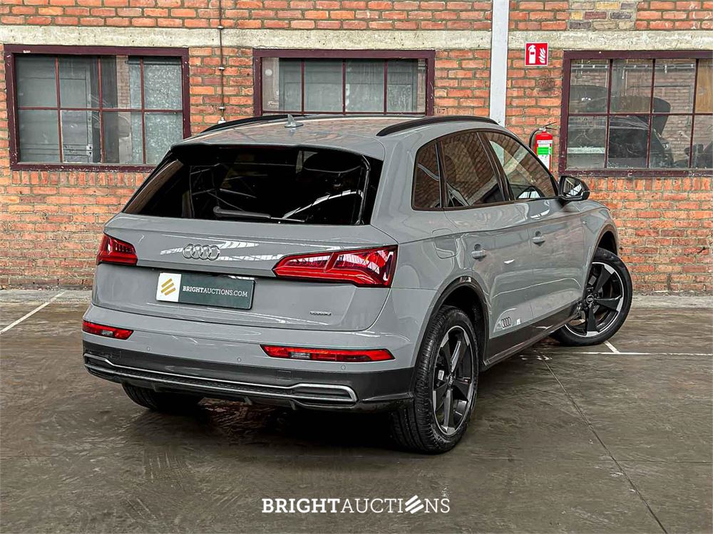 Audi Q5 2.0 TFSI Quattro Sport S Line Black Edition 252pk 2018 (Origineel-NL + 1e Eigenaar), TT-931-B
