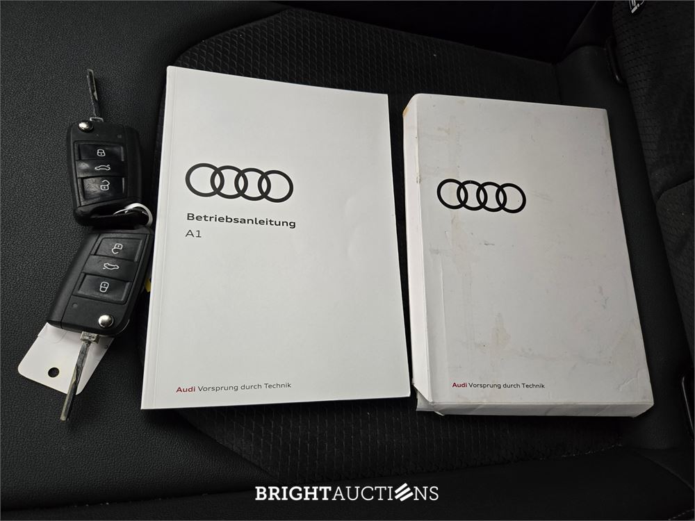 Audi A1 citycarver 30 epic TFSI 116pk 2019, X-200-BG