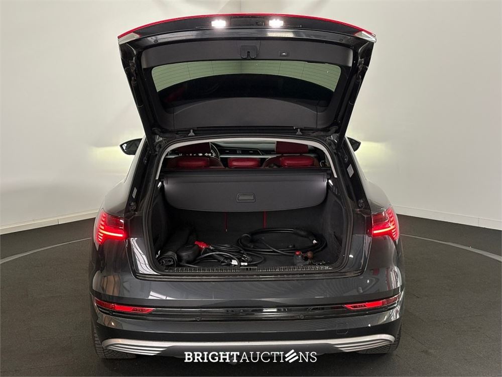 Audi e-tron 55 Advanced edition Plus Quattro 95 kWh 2022 (Origineel-NL), R-522-GX